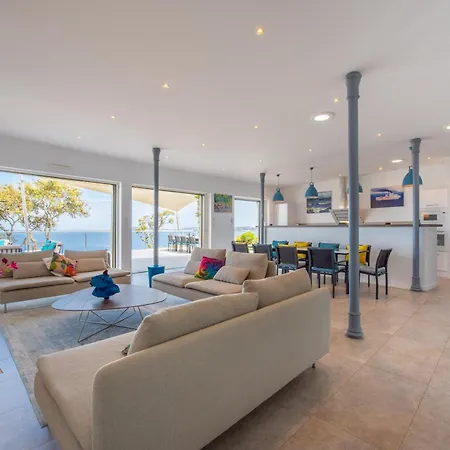 Unique ! Plain-pied Vue Exceptionnelle Golfe St Tropez à 200 M De La Villa *